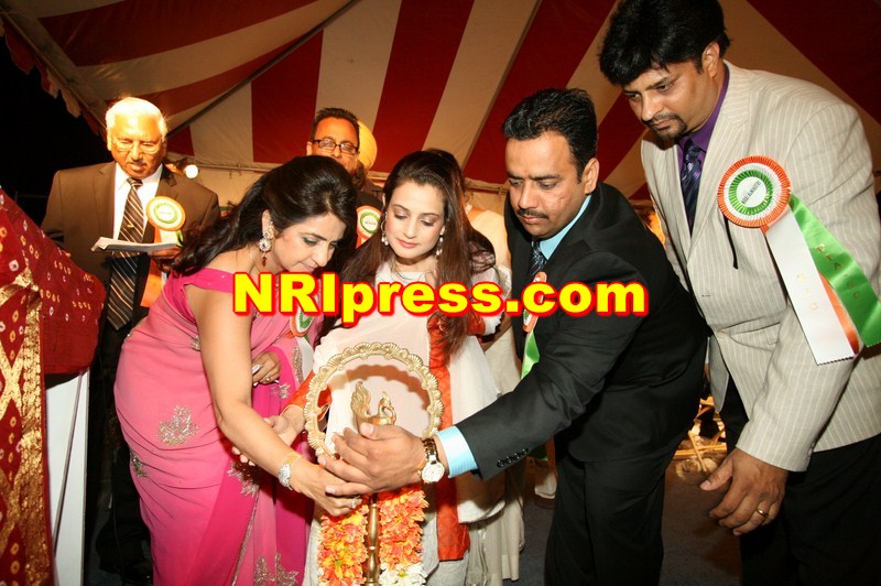 amisha_patel_301
