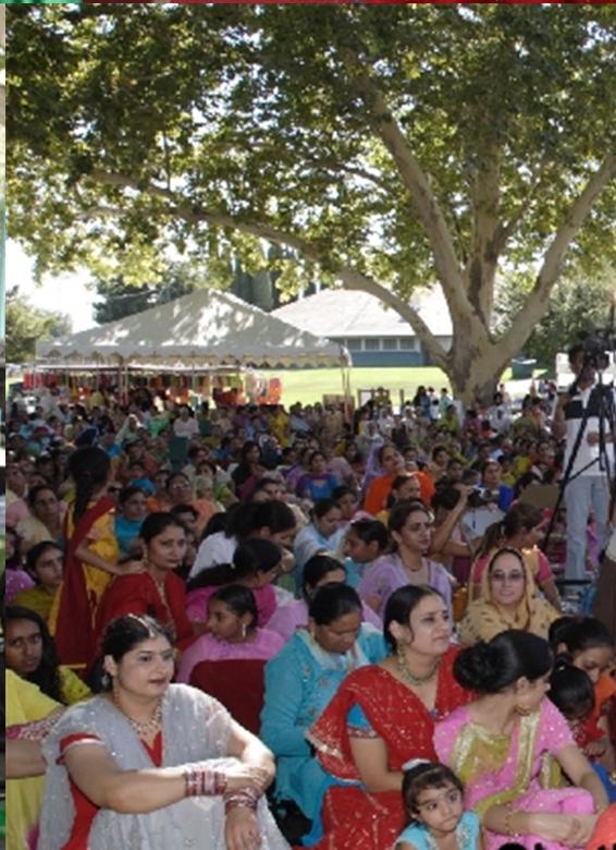 Yuba City Tiyaan, a huge success with more than 5000 womens wearing colorful clothes