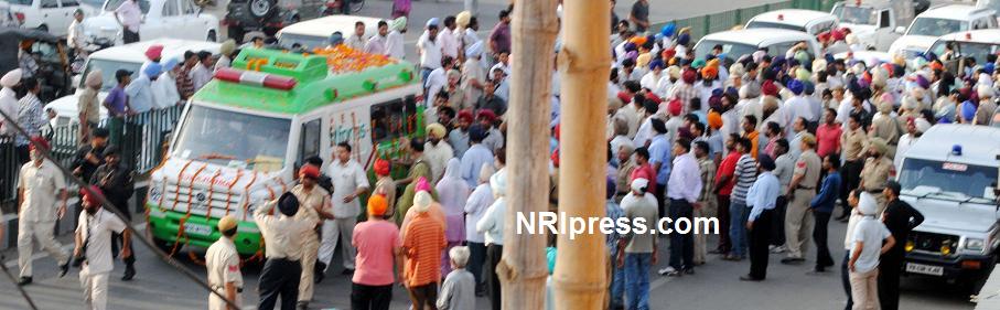 Badal-surinder-052411-4