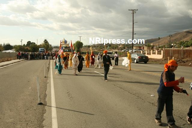 Riverside_Gurdwara_Nagar_Kirtan-180