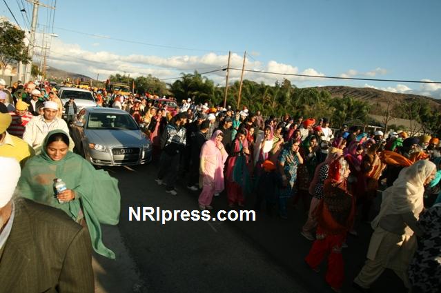 Riverside_Gurdwara_Nagar_Kirtan-278
