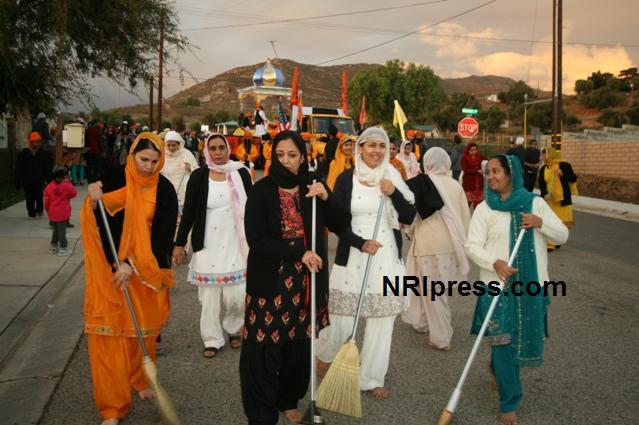Riverside_Gurdwara_Nagar_Kirtan-378