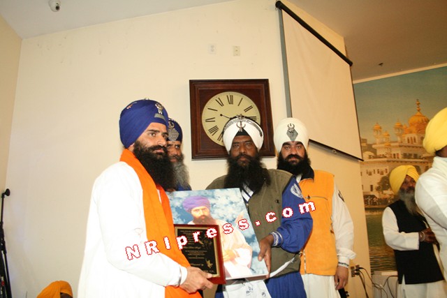 Gurdwara_riverside-417
