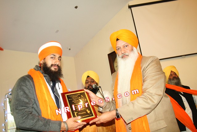 Gurdwara_riverside-430